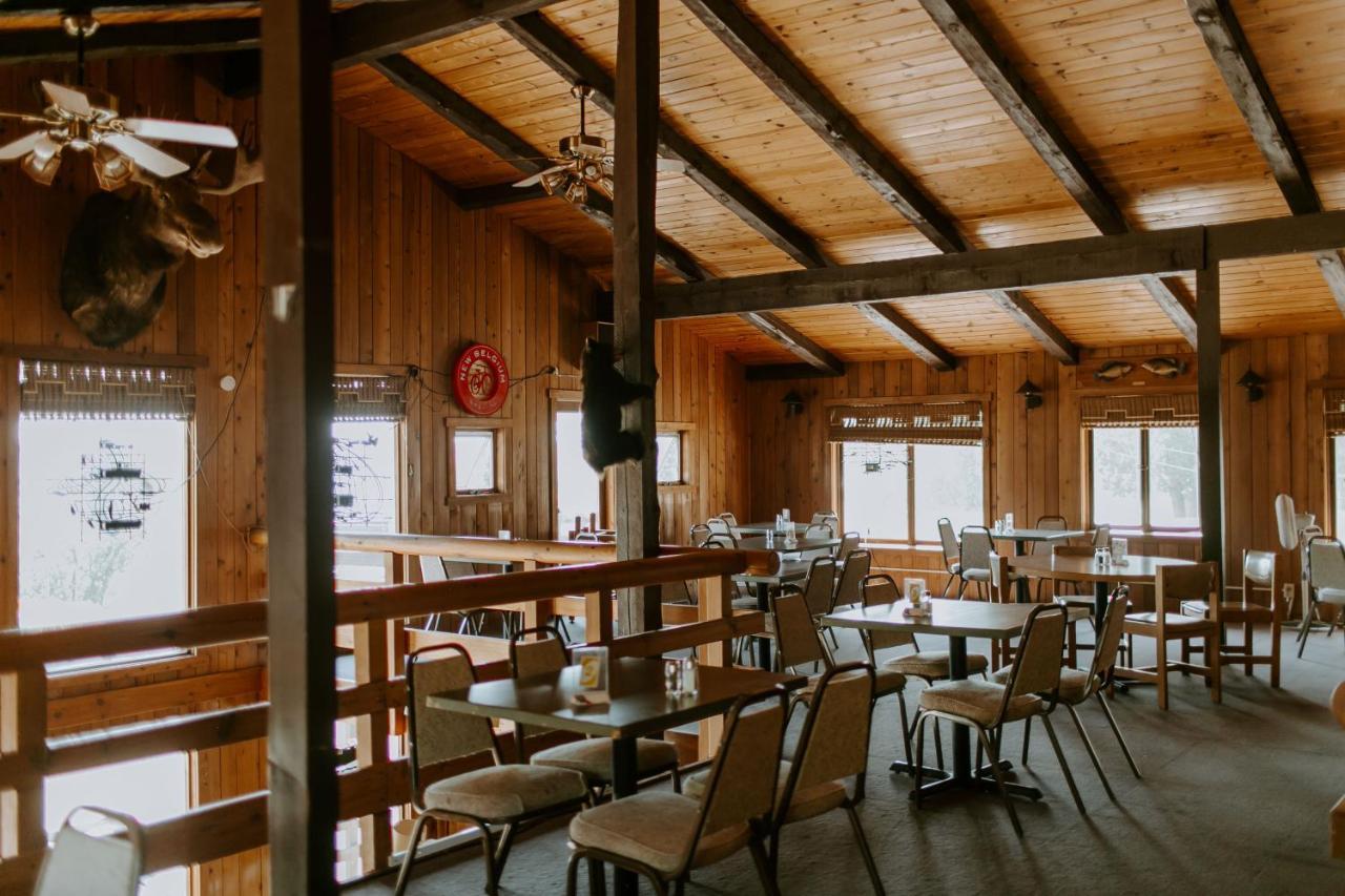 Silver Rapids Lodge & Campground Ely Экстерьер фото