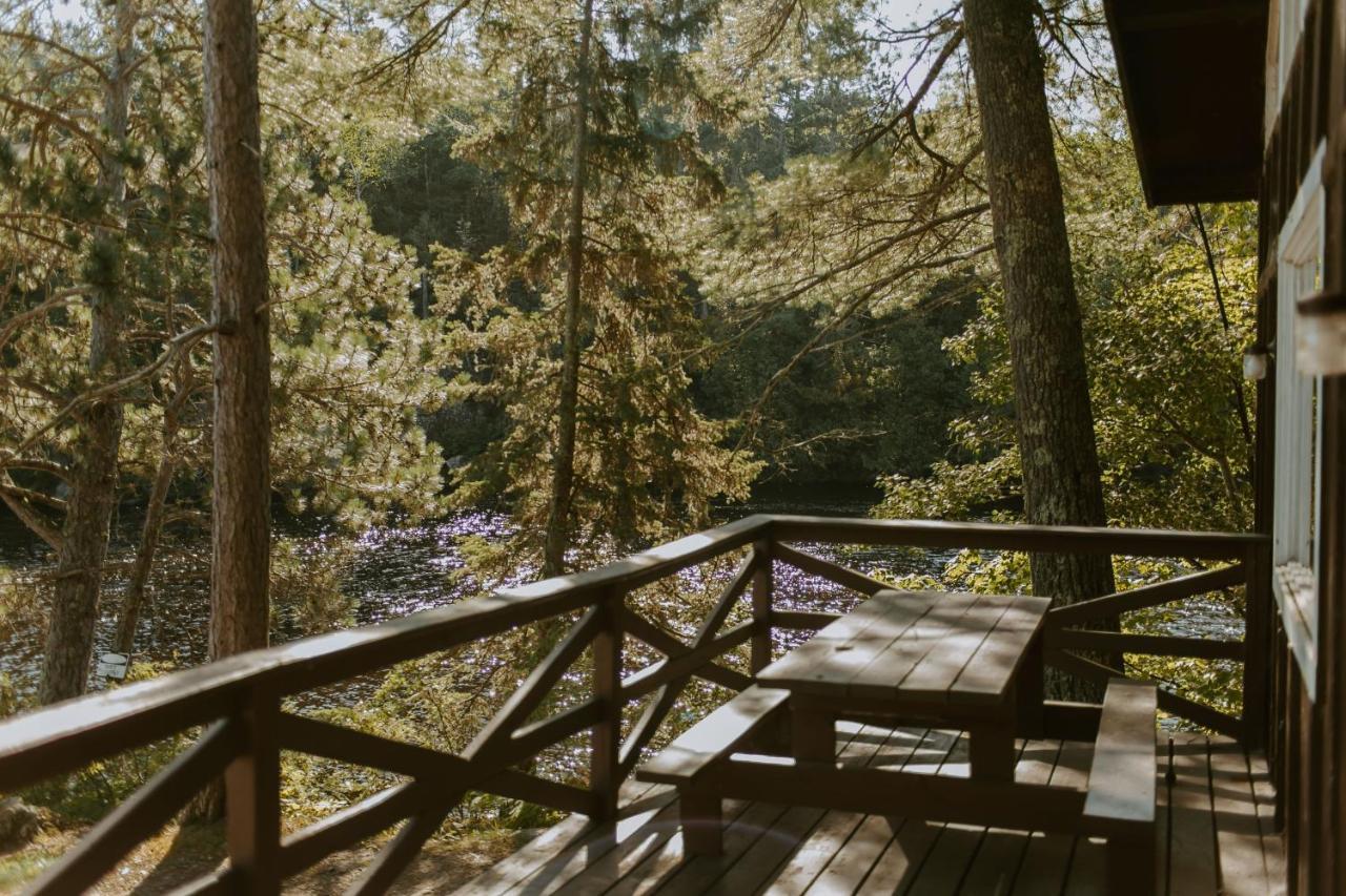 Silver Rapids Lodge & Campground Ely Экстерьер фото
