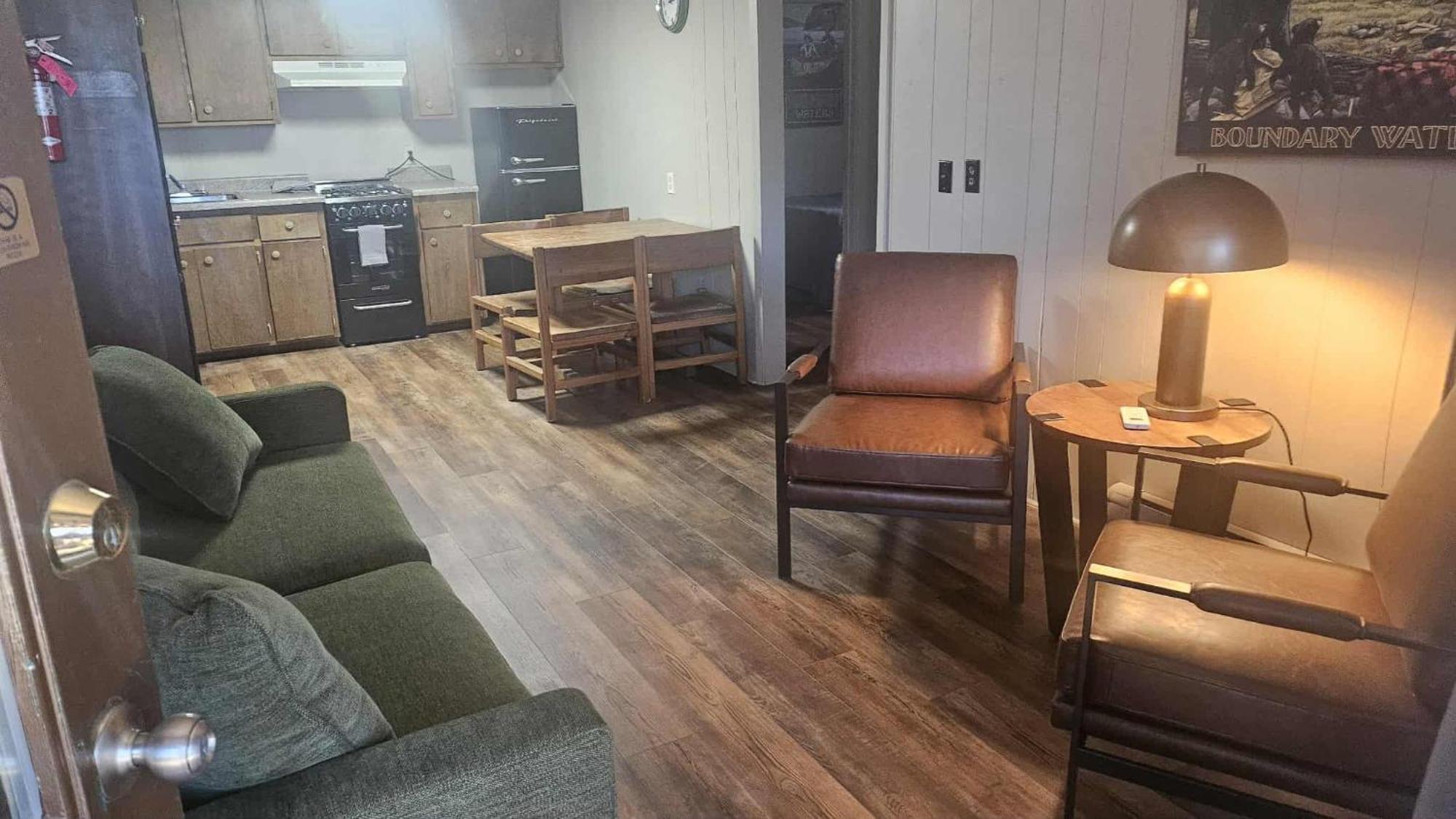 Silver Rapids Lodge & Campground Ely Экстерьер фото